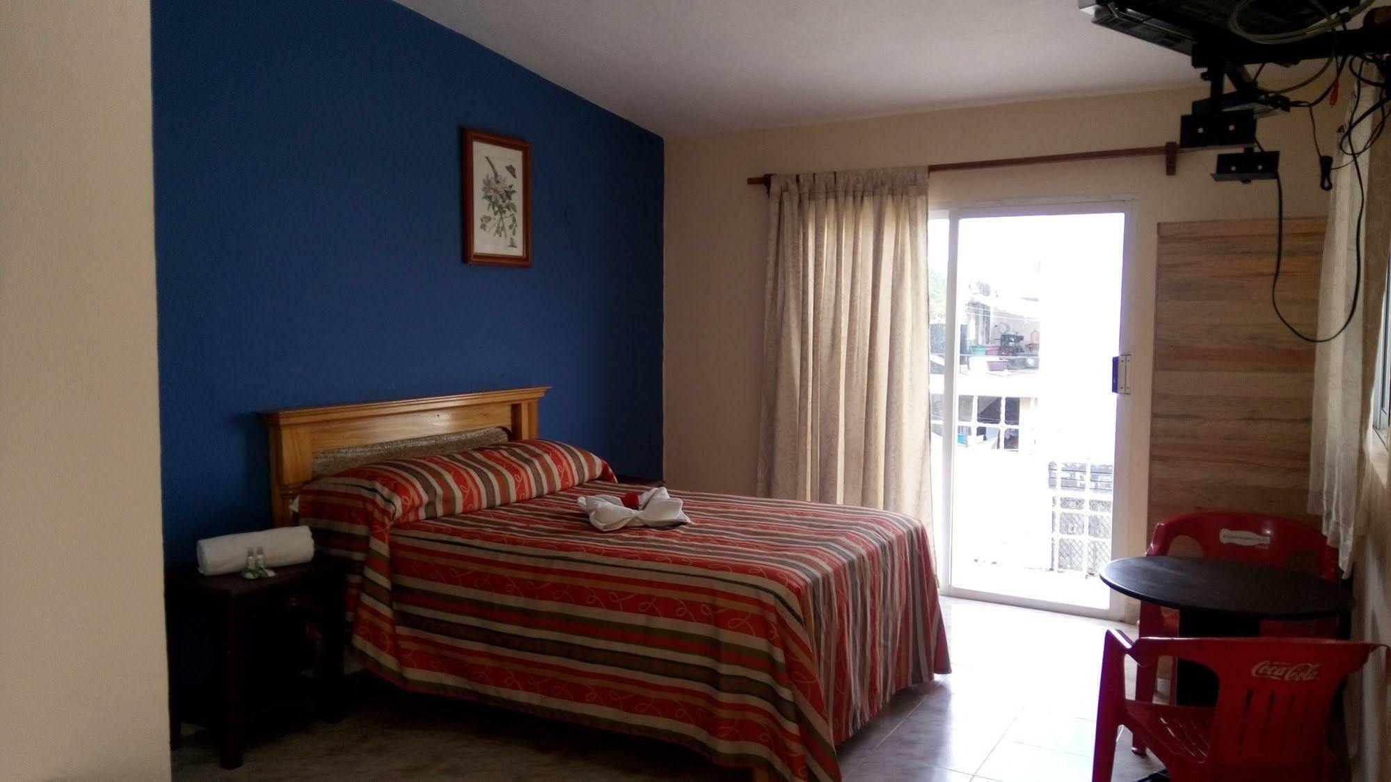Hotel La Alegria Playa del Carmen Zewnętrze zdjęcie